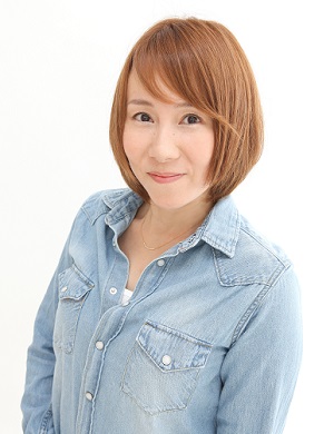 半場 友恵