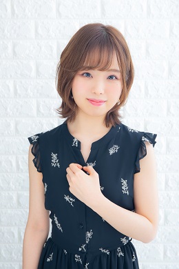 依田 菜津